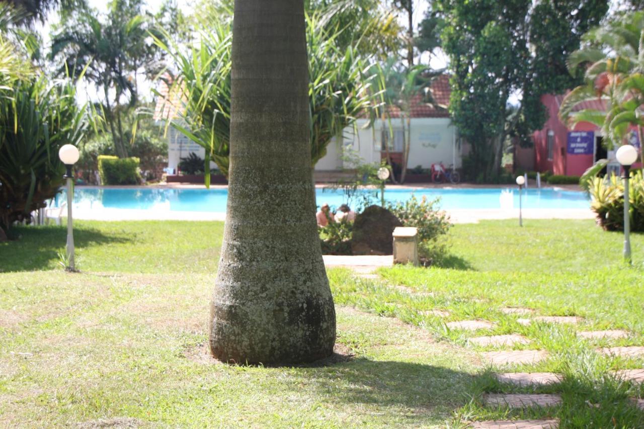 African Village Hotel Mukono Town Exterior foto