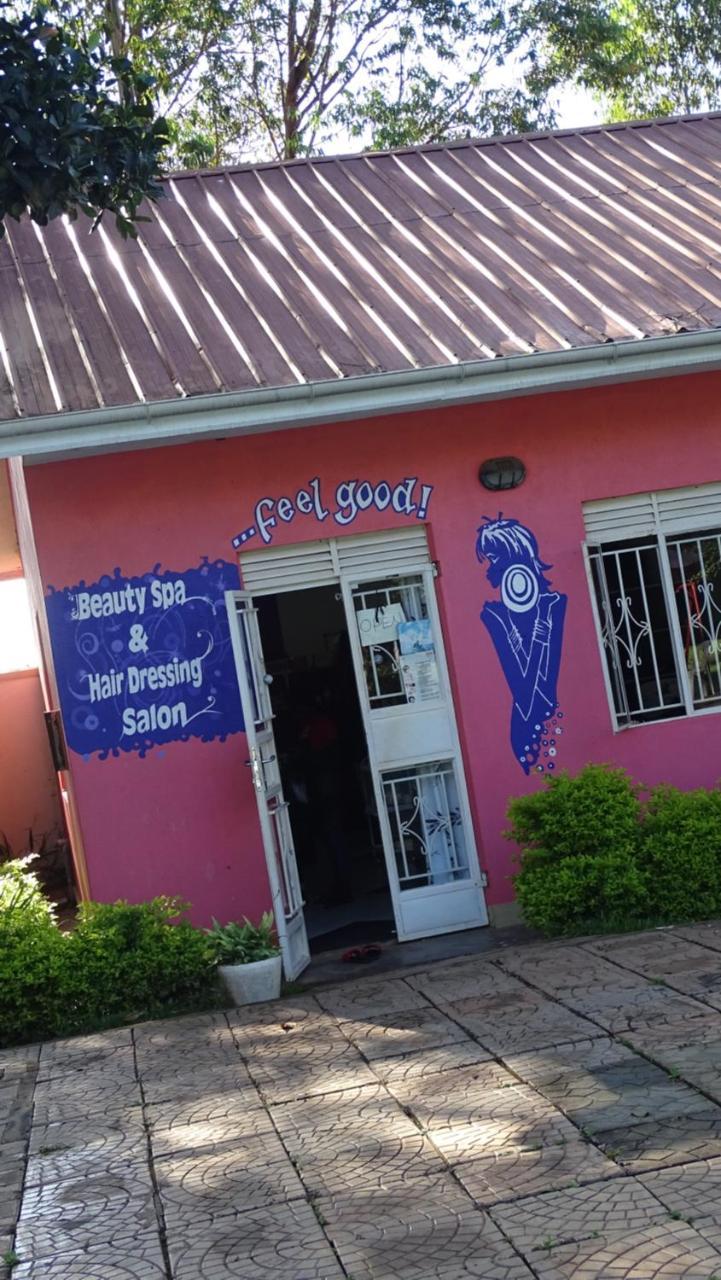 African Village Hotel Mukono Town Exterior foto